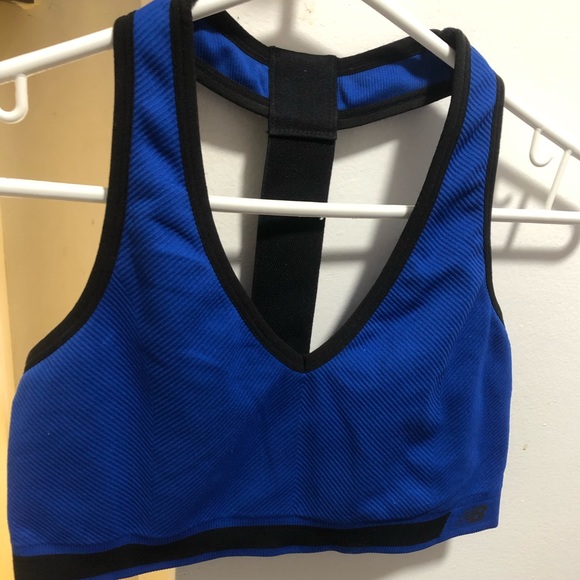 New Balance Sports Bra - Picture 2 of 4